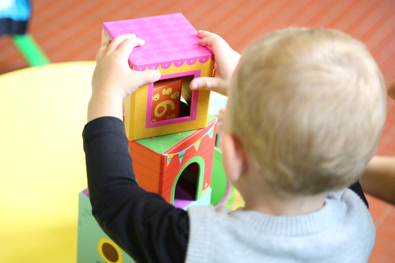 Enfant enfermé dans la halte-garderie : la sanction d'exclusion temporaire est trop sévère